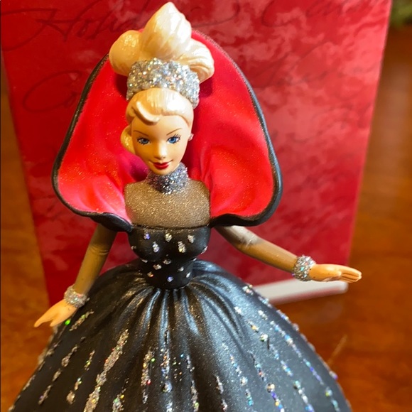 1997 Barbie ornament with box - Picture 6 of 9